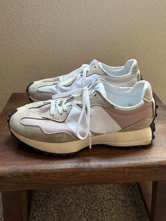 New Balance Shoes - New Balance Sneakers Size 6.5